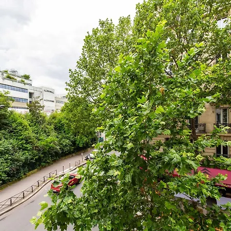 Cosy - Parc Des Expositions Tour Eiffel 13 *